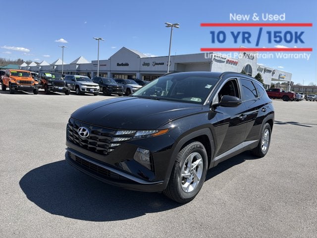 2022 Hyundai Tucson SEL in Phantom Black — front three-quarter view